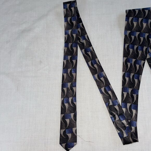 Joseph & Feiss Dress Tie Mens Size 57" Wide Black Blue Geometric 100% Silk - Picture 12 of 12